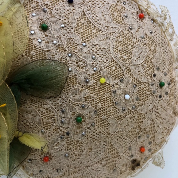 Antique Lace Pincushion - Picture 6 of 8